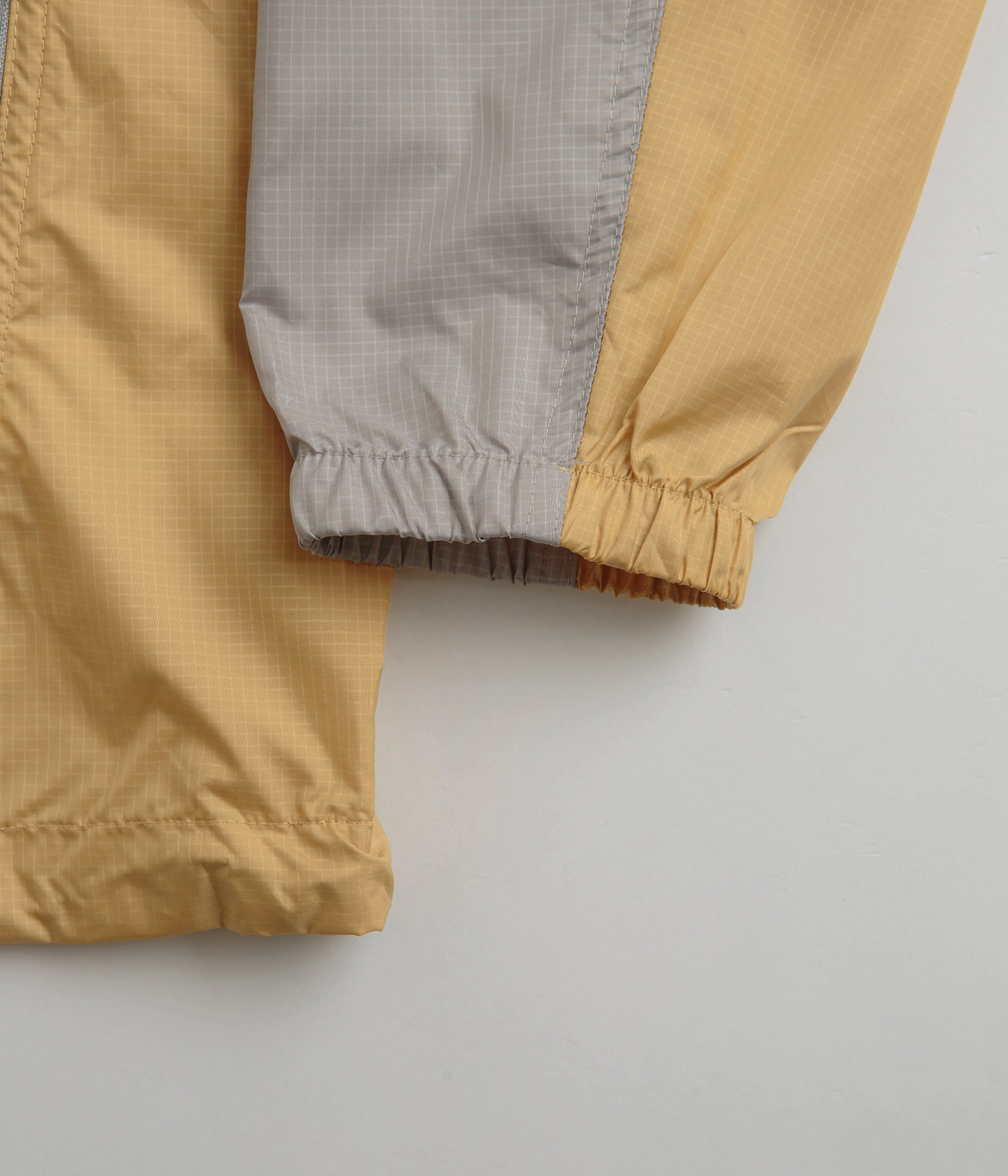 Columbia Trail Traveler Windbreaker Jacket - Light Camel / Flint Grey - Image 5