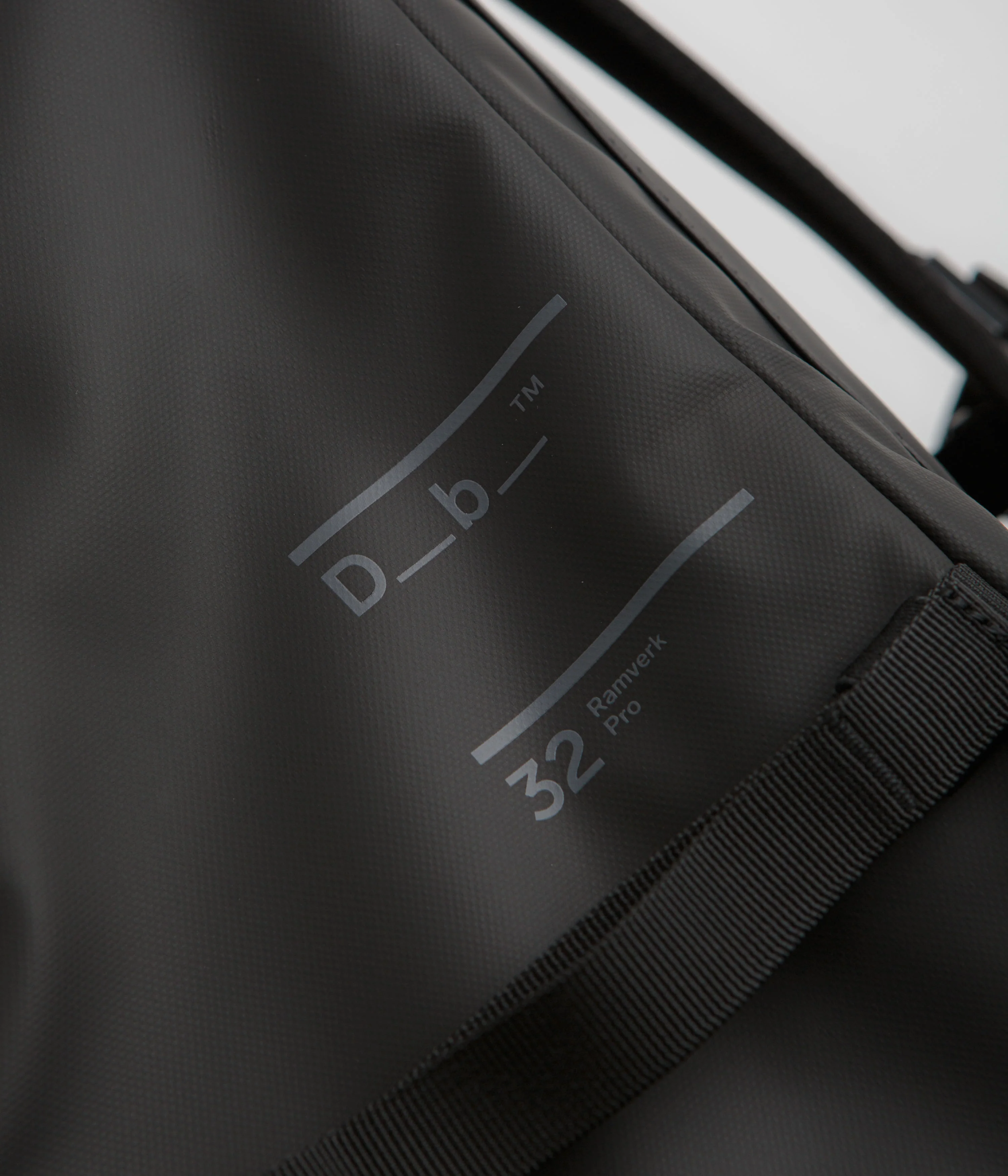 D_b_ Ramverk 32L Pro Backpack - Black Out - Image 7