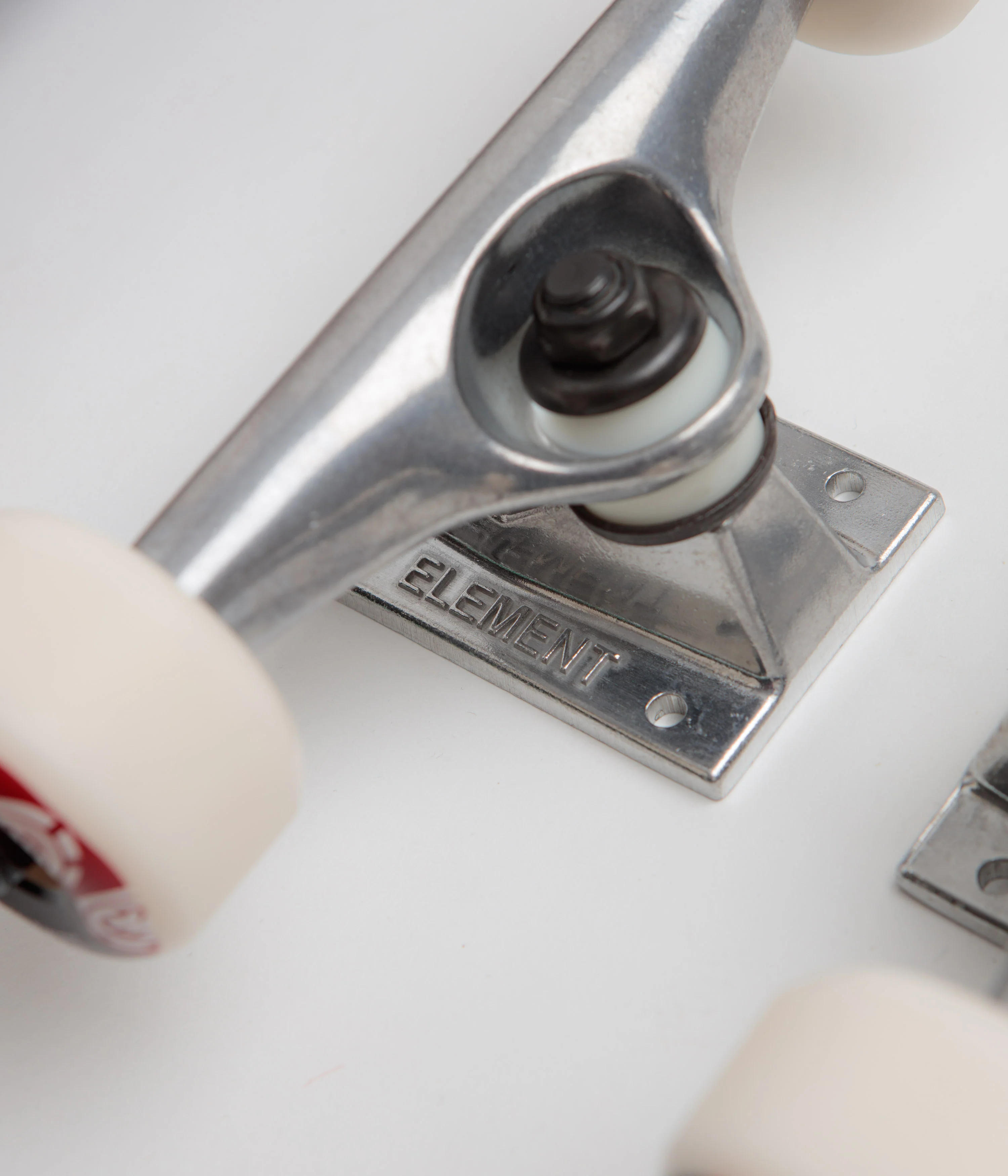 Element Seal Complete Skateboard Kit - 8" - Image 3