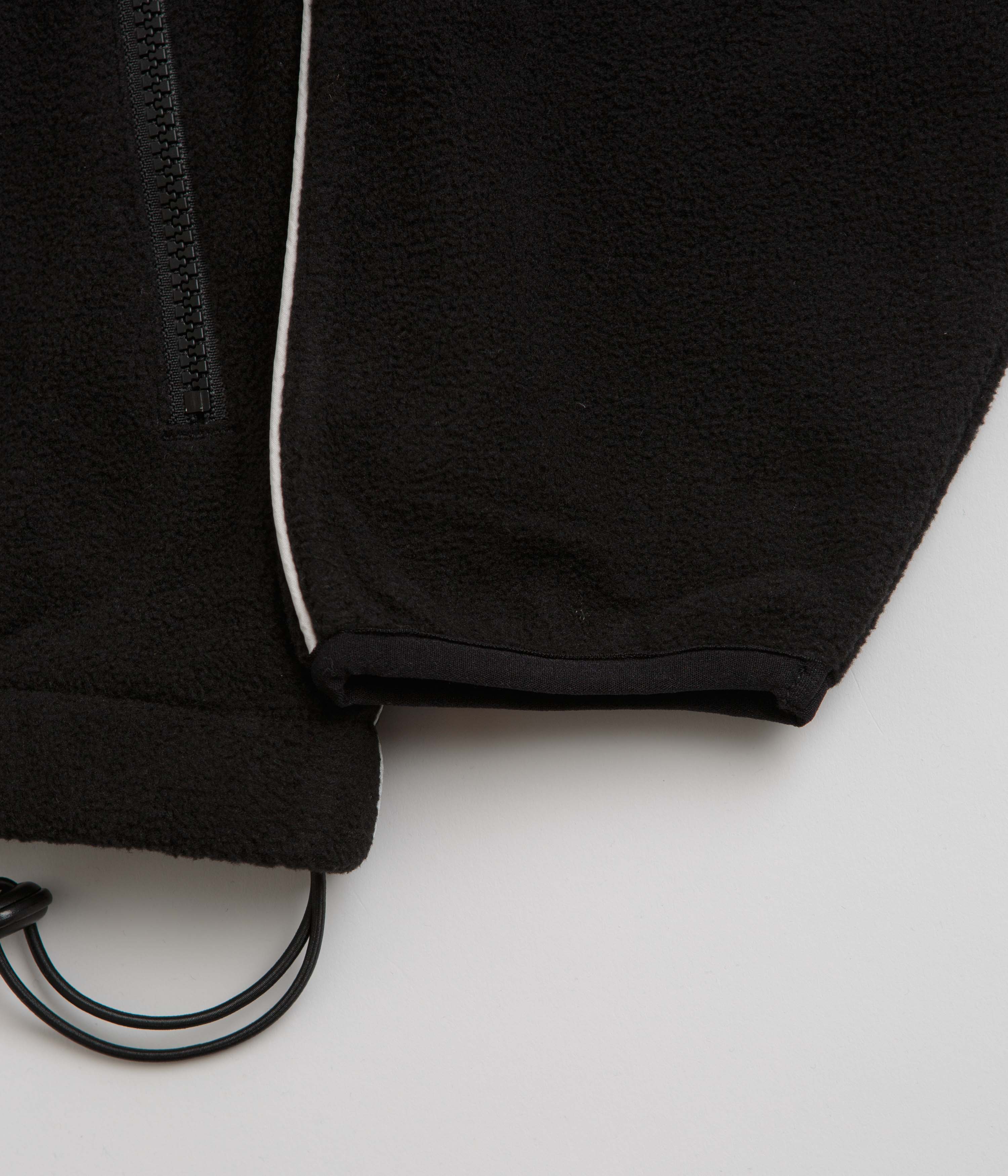 Grand Collection x Umbro 1/4 Zip Micro Fleece - Black / White - Image 6