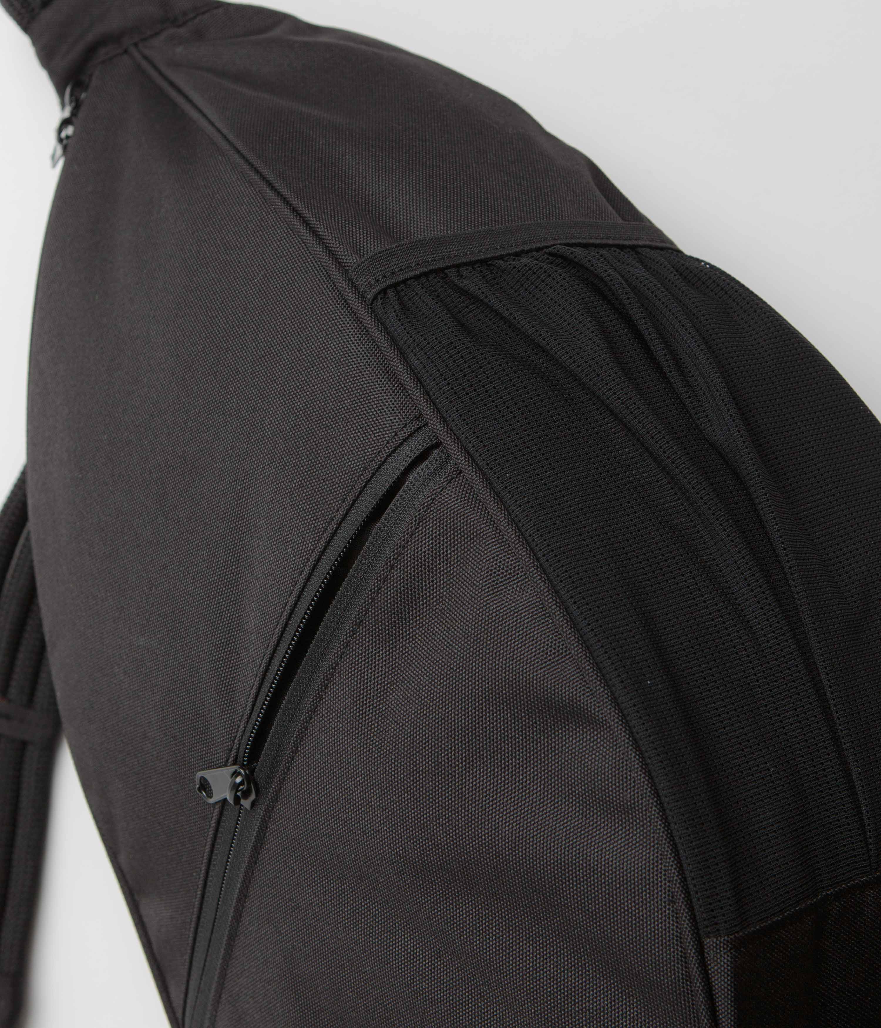 Kavu Paxton Pack - Raven - Image 4