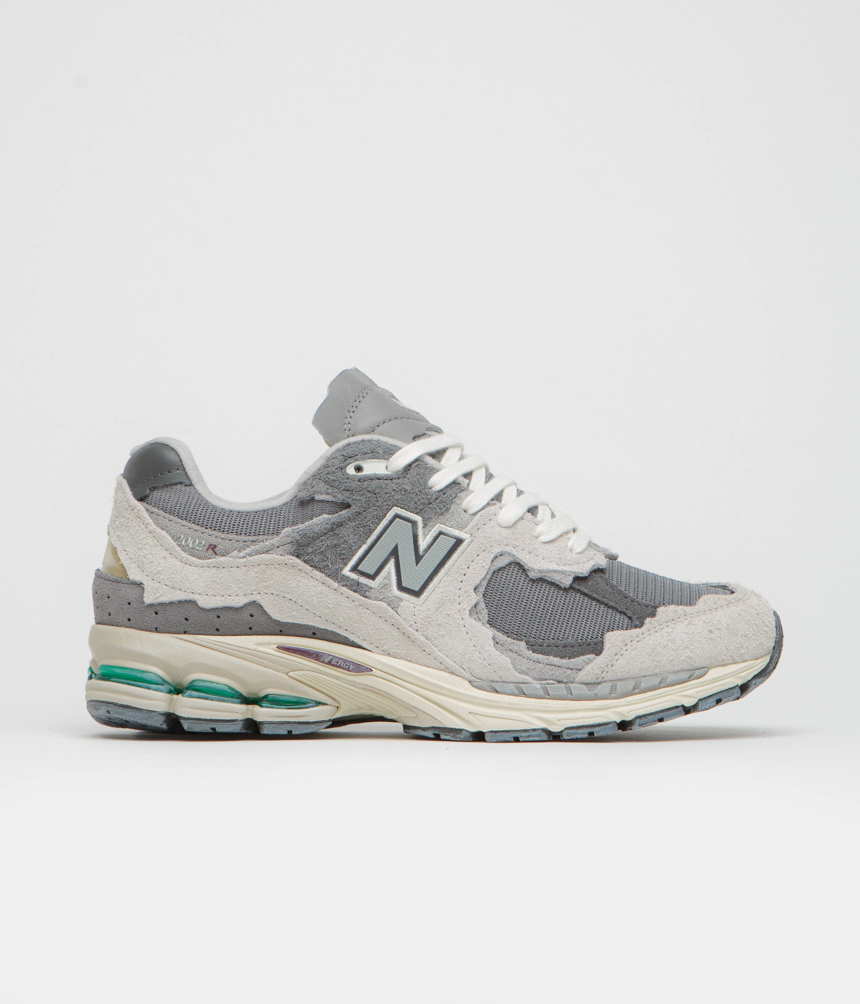 New Balance 2002R Shoes - Rain Cloud / Magnet