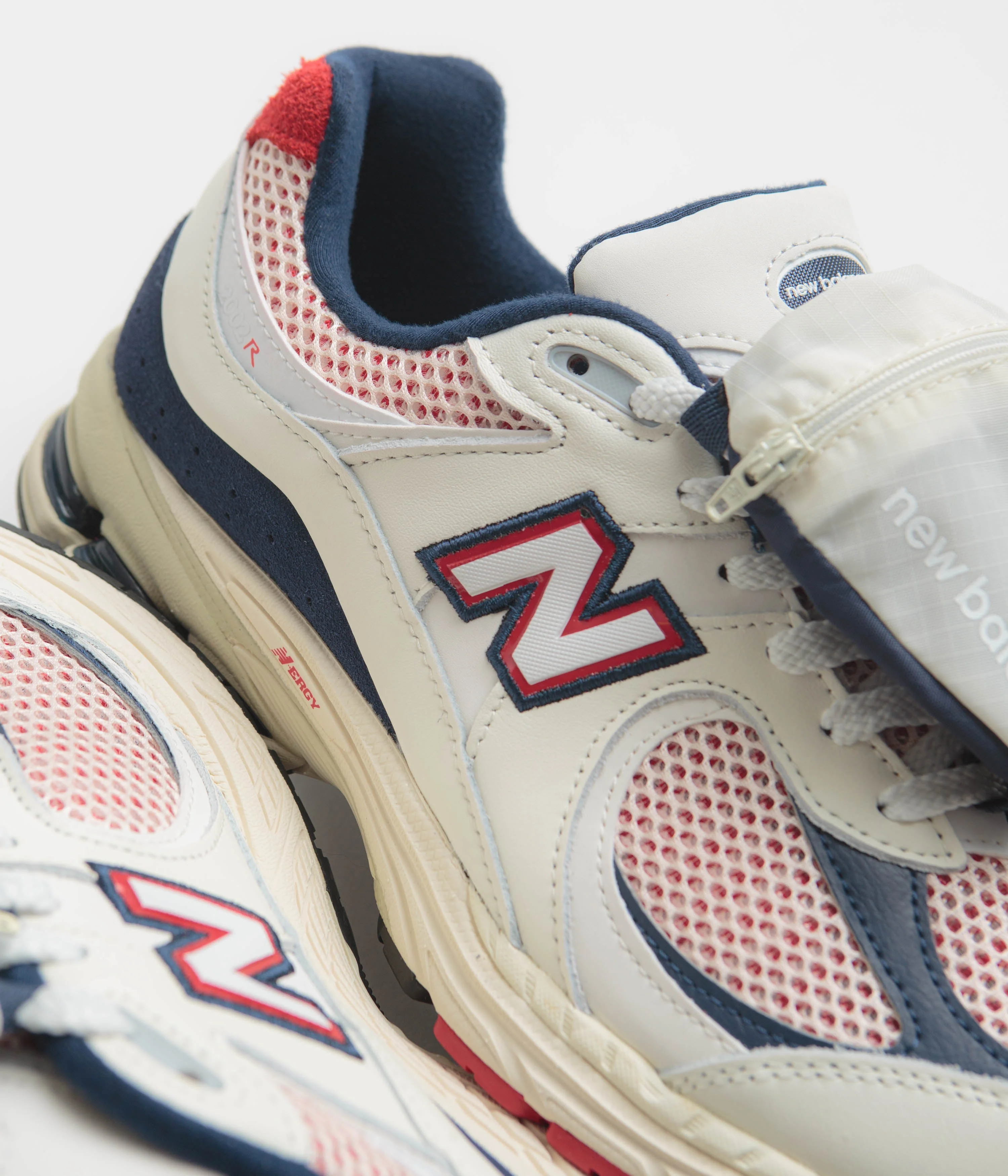 New Balance 2002R Shoes - Sea Salt / Red / Blue - Image 3