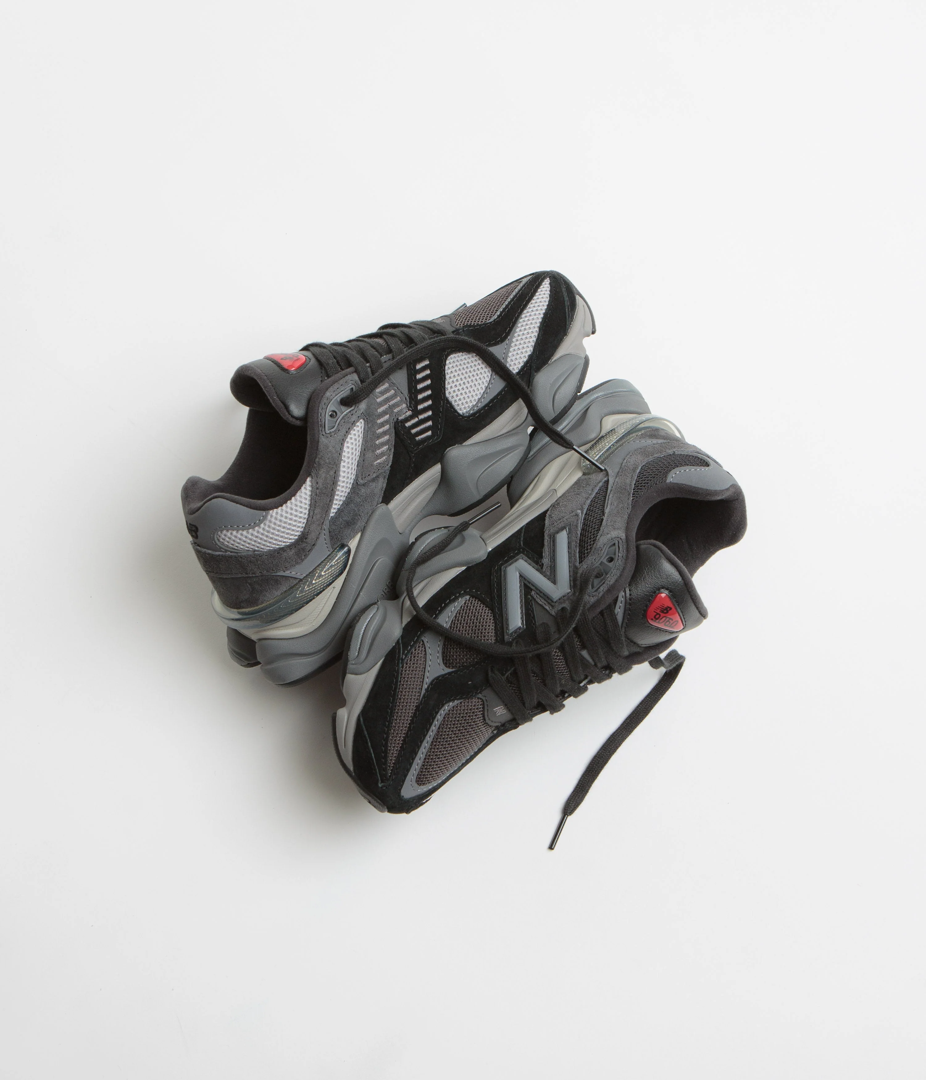 New Balance 9060 Shoes - Black / Grey - Image 2