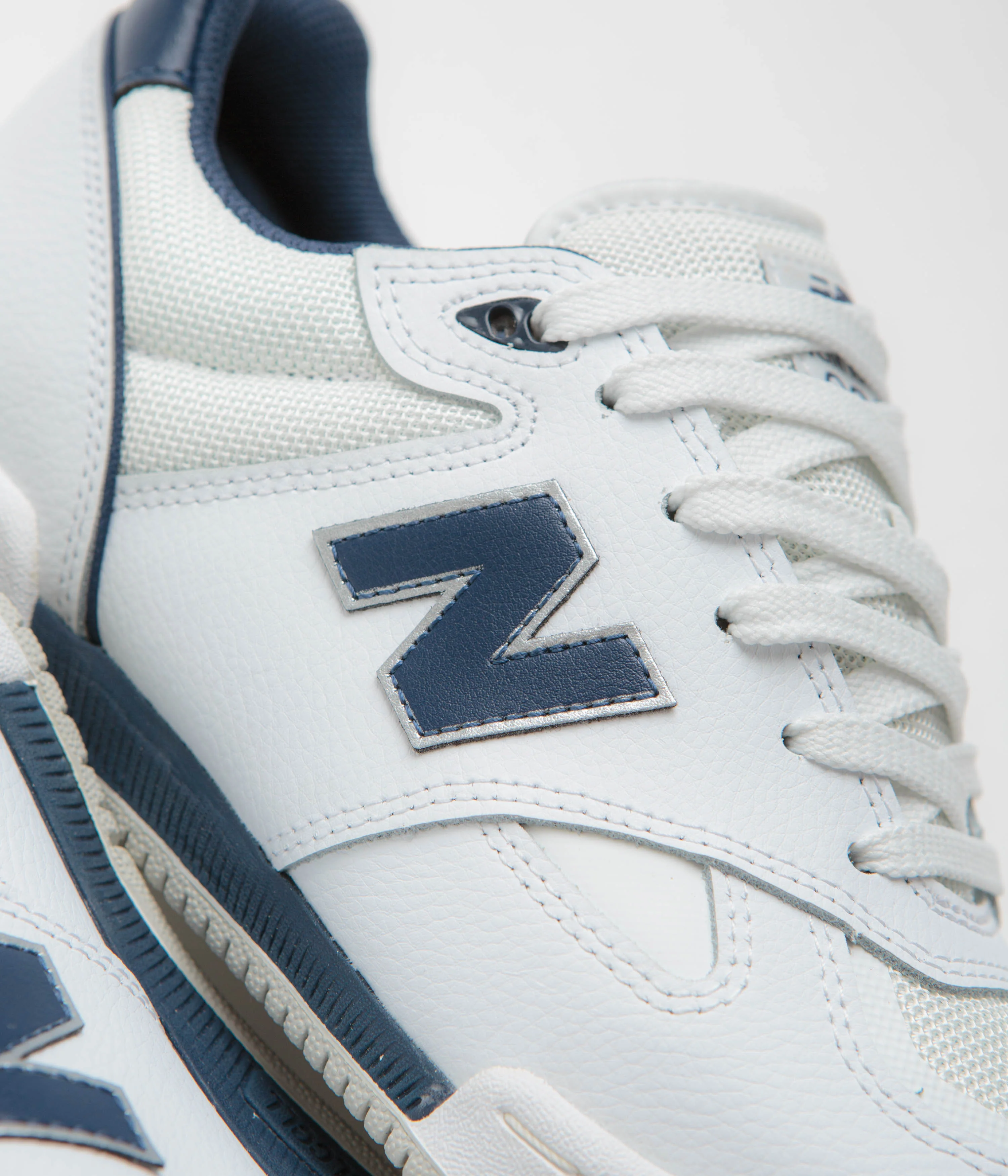 New Balance Numeric 600 Tom Knox Shoes - White / Navy - Image 3