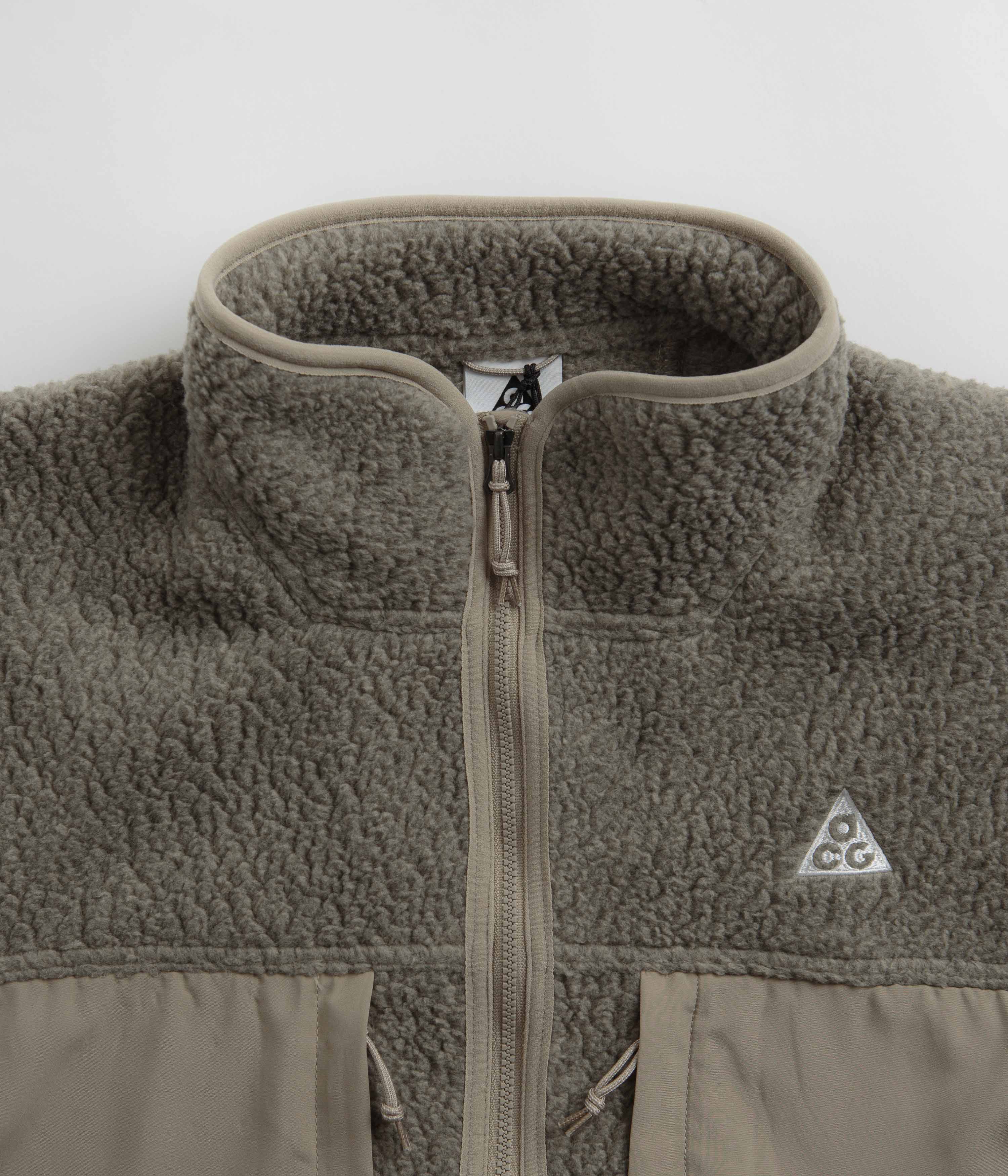 Nike ACG Arctic Wolf Full Zip Fleece - Khaki / Light Iron Ore / Summit White - Image 6