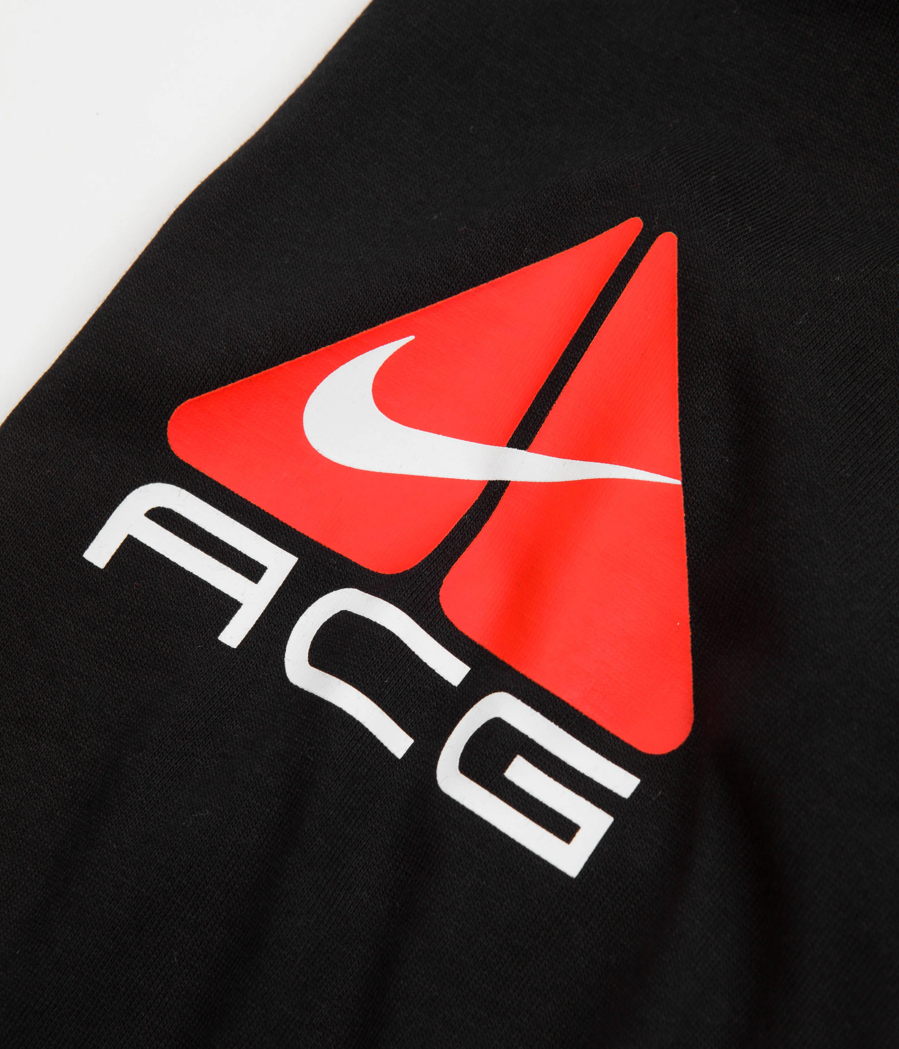 Nike ACG Lungs Long Sleeve T-Shirt - Black - Image 5