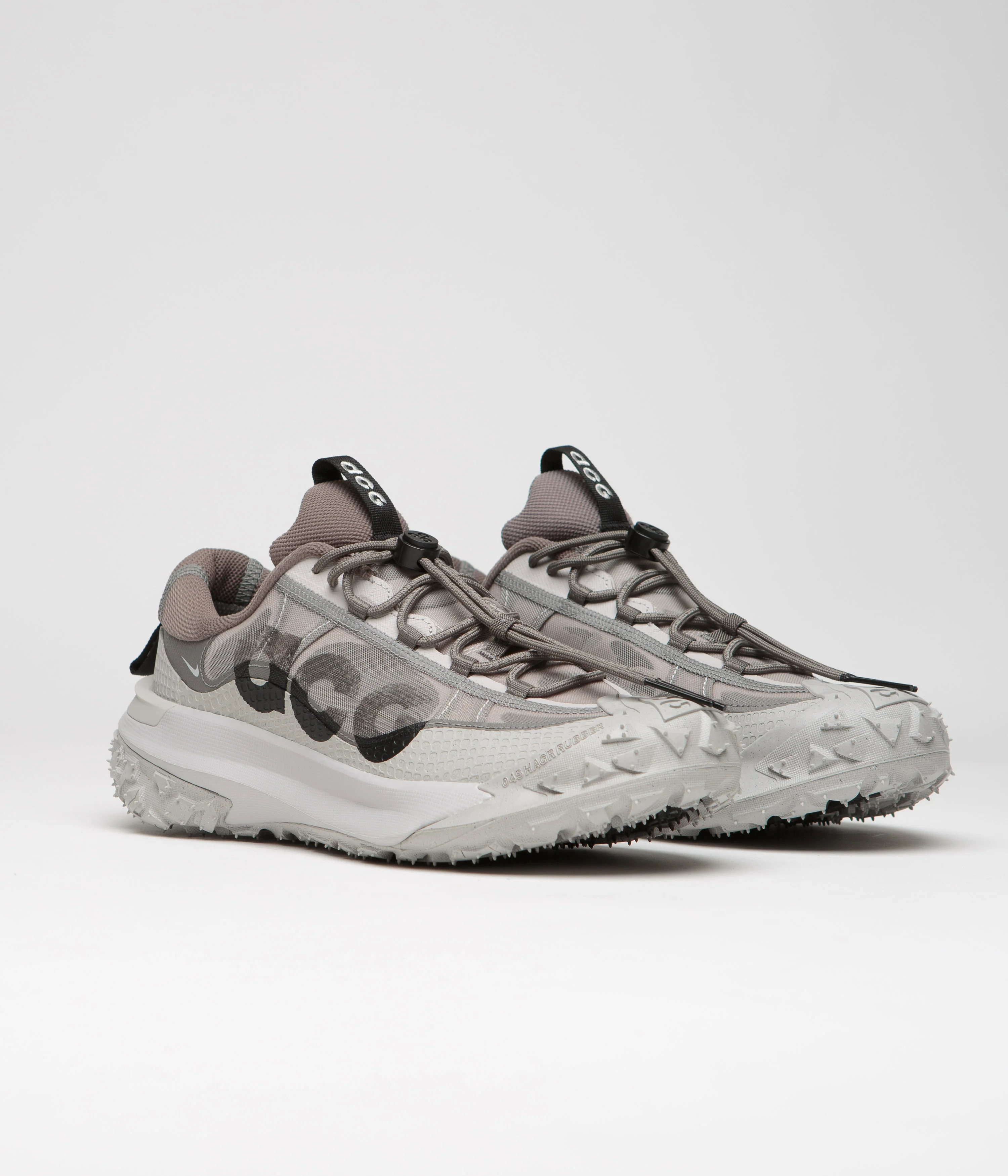 Nike ACG Mountain Fly 2 Low Shoes - Light Iron Ore / Black - Flat Pewter - Image 2