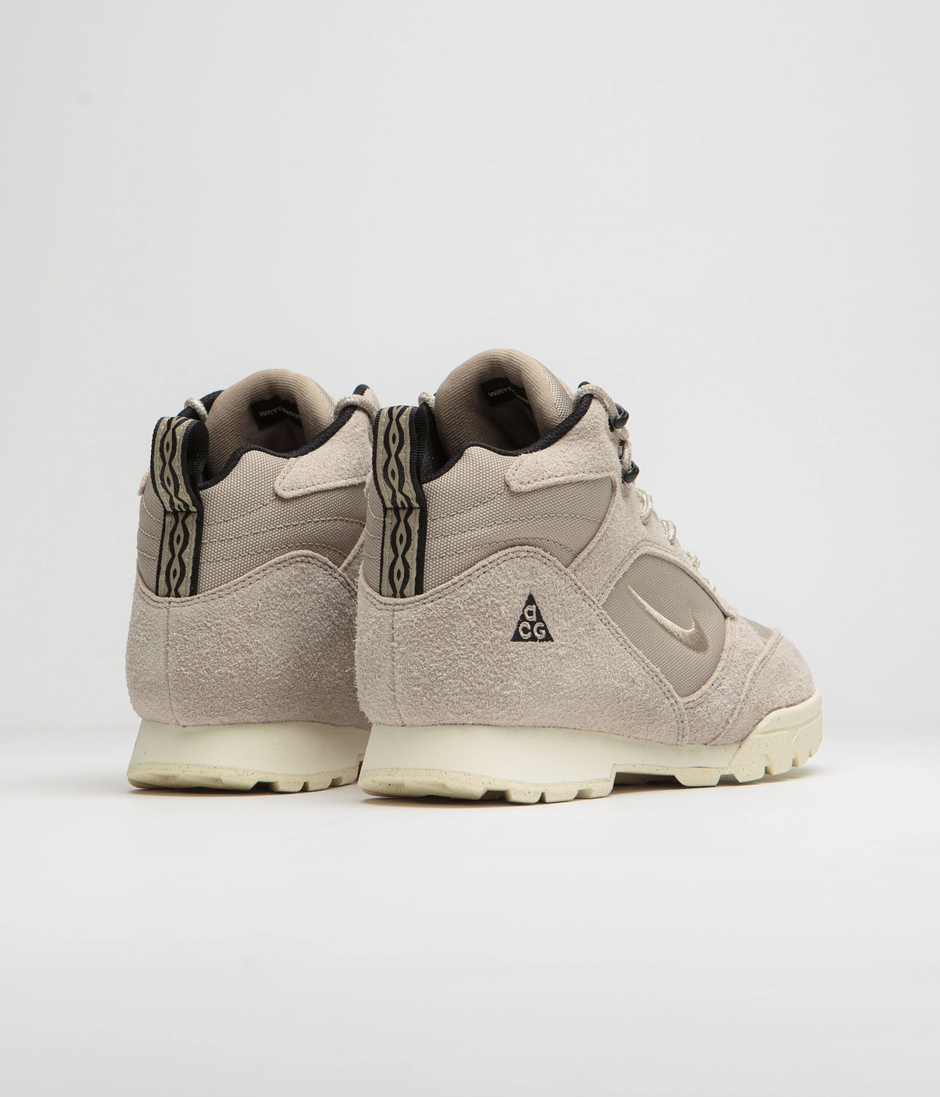 Nike ACG Torre Mid Waterproof Shoes - Khaki / Khaki - Coconut Milk - Black - Image 4