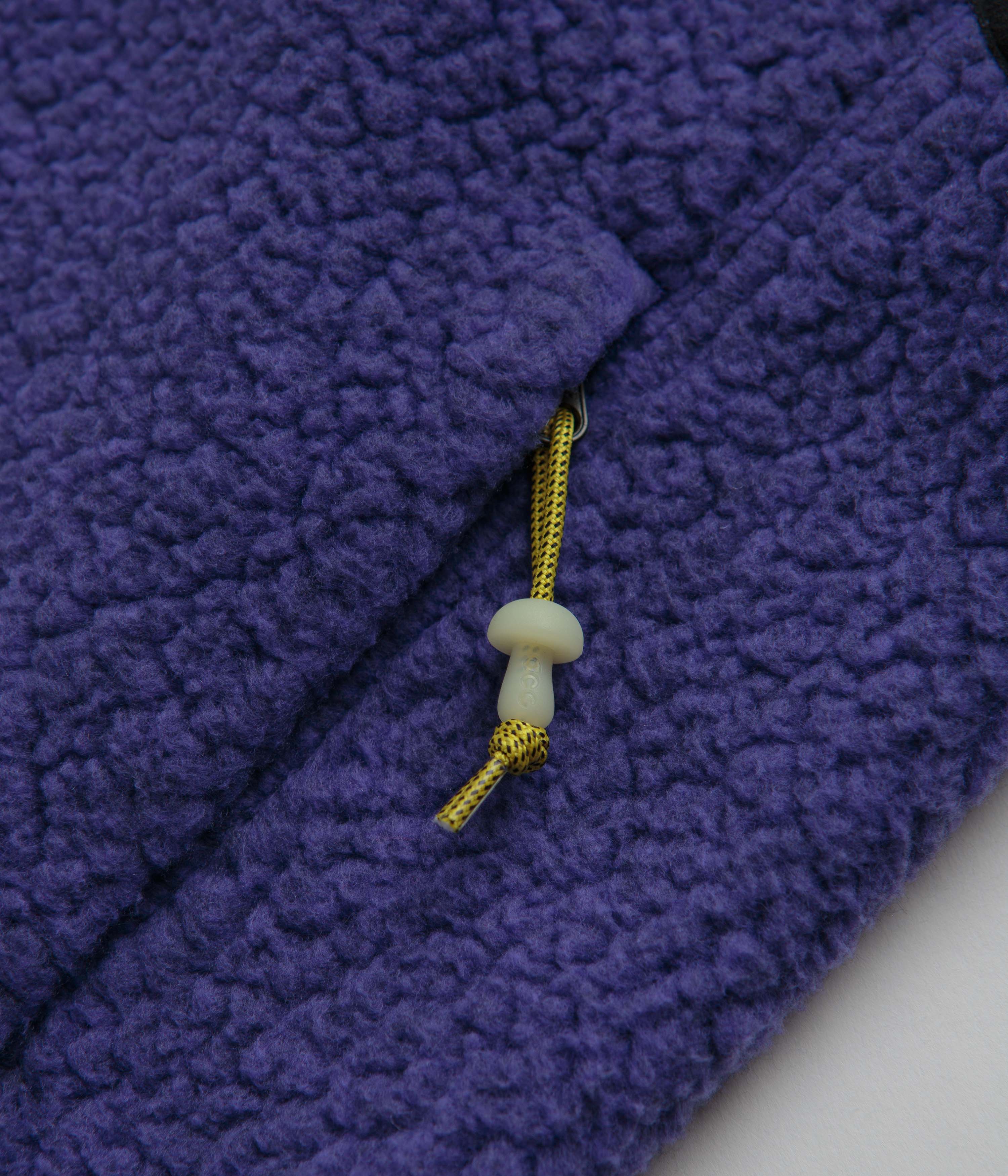 Nike ACG Womens Arctic Wolf Fleece Vest - Persian Violet / Black / Summit White - Image 4