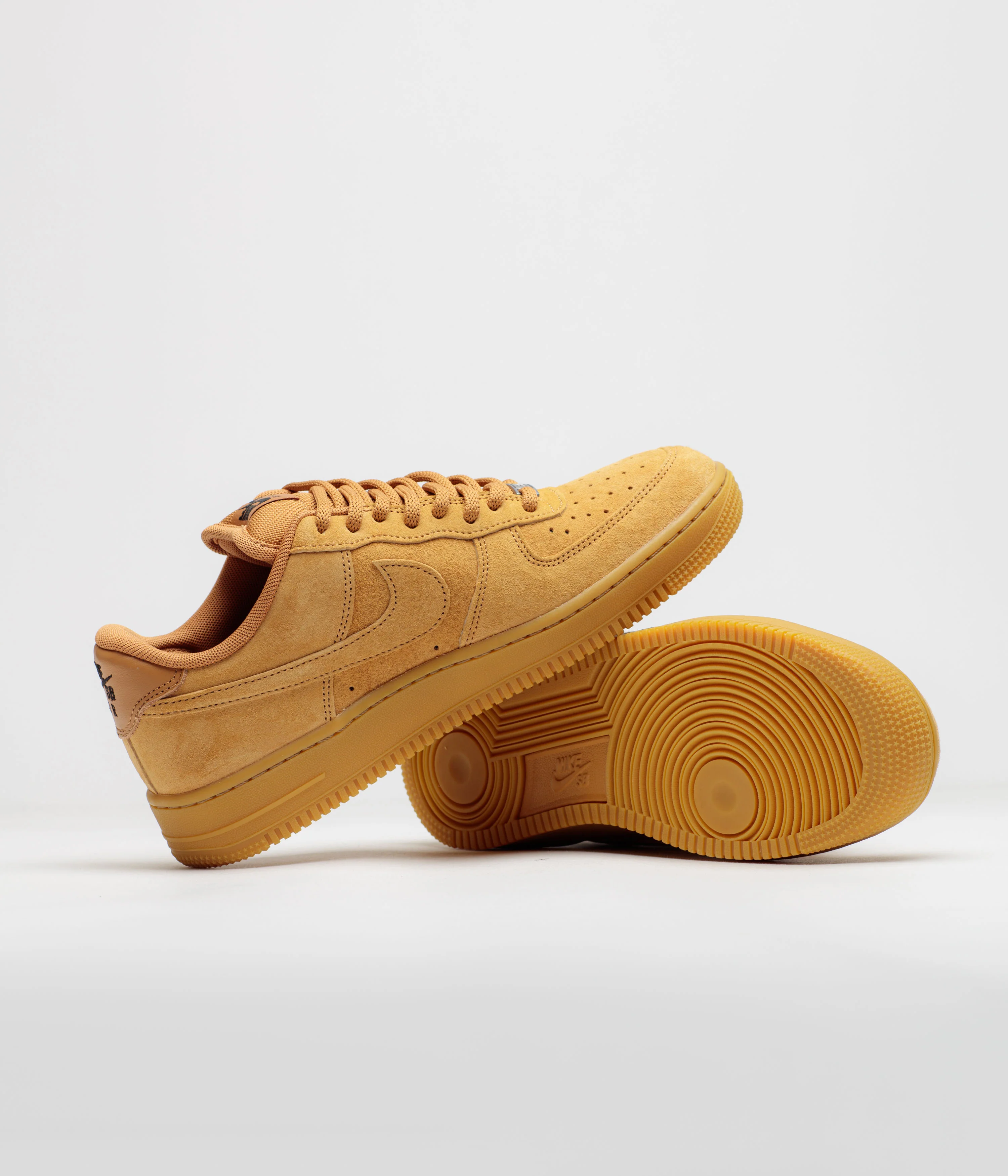 Nike SB Air Force 1 Shoes - Flax / Flax - Black - Gum Light Brown - Image 5