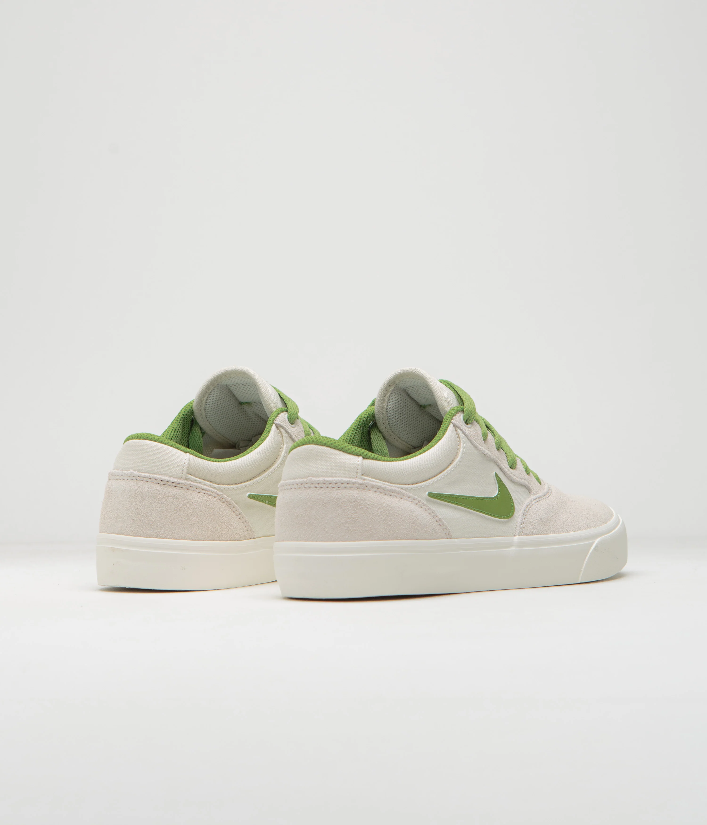 Nike SB Chron 2 Shoes - Phantom / Chlorophyll - Summit White - Sail - Image 4