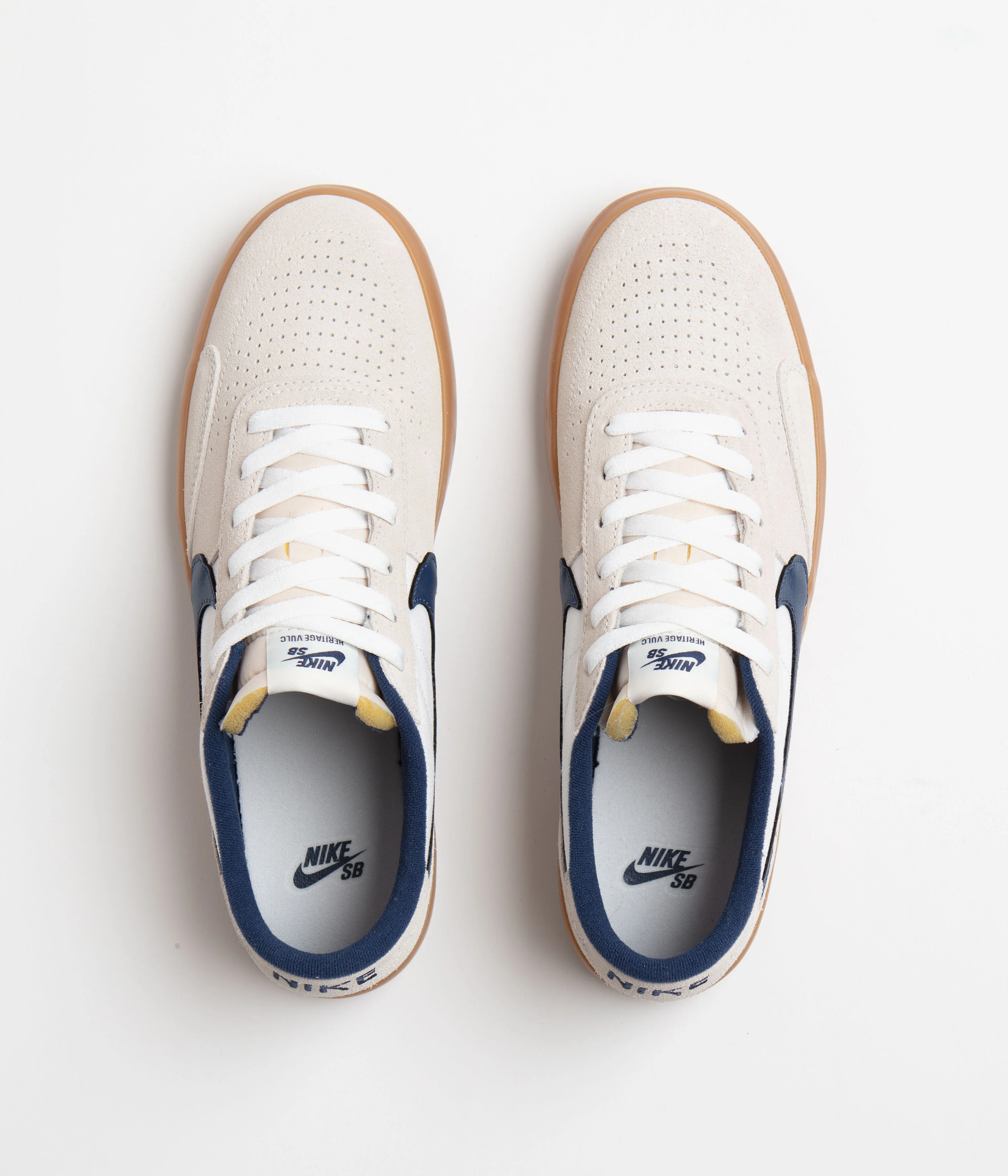 Nike SB Heritage Vulc Shoes - Summit White / Navy - White - Gum Light Brown - Image 6