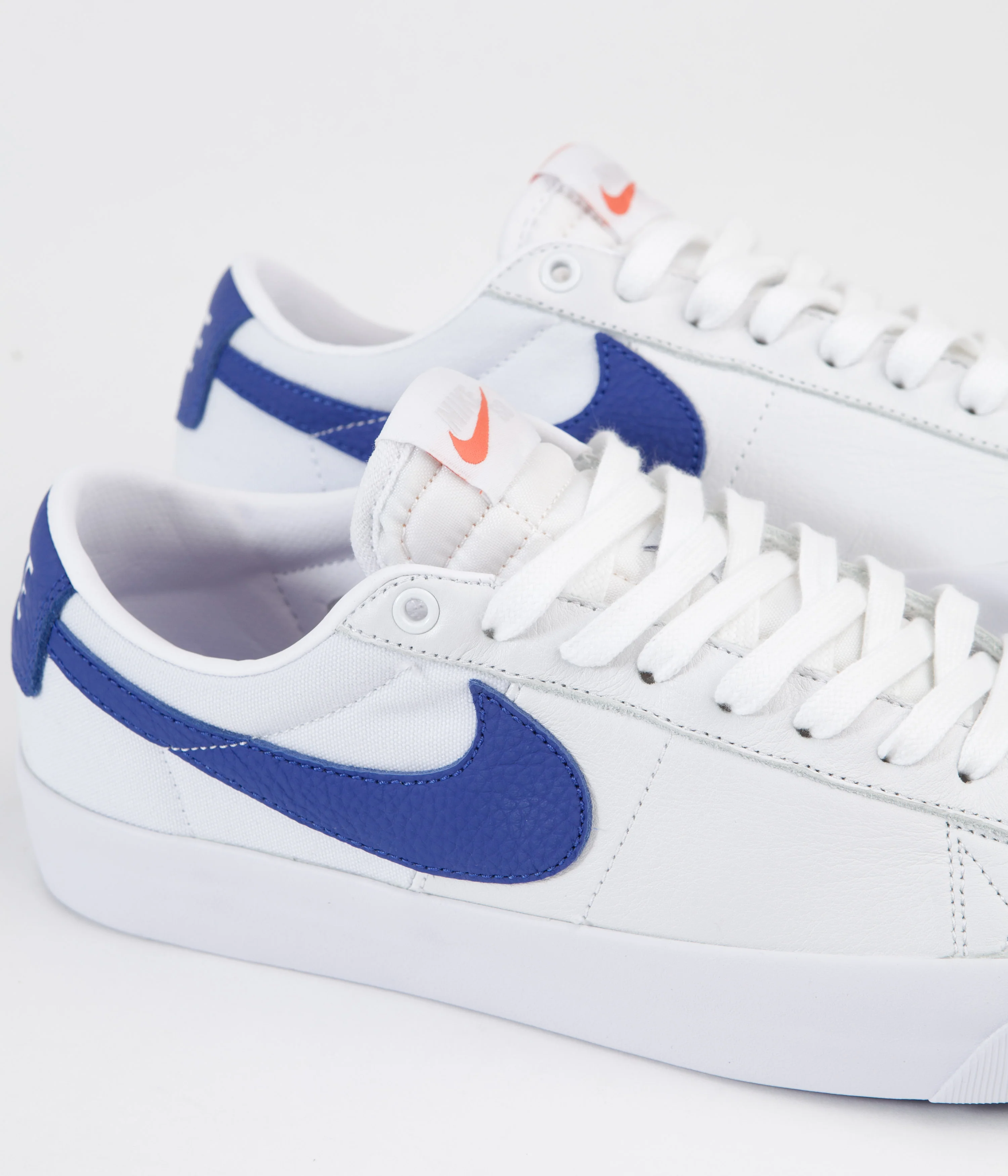 Nike SB Orange Label Blazer Low Pro GT Shoes - White / Varsity Royal - White - Varsity Royal - Image 3