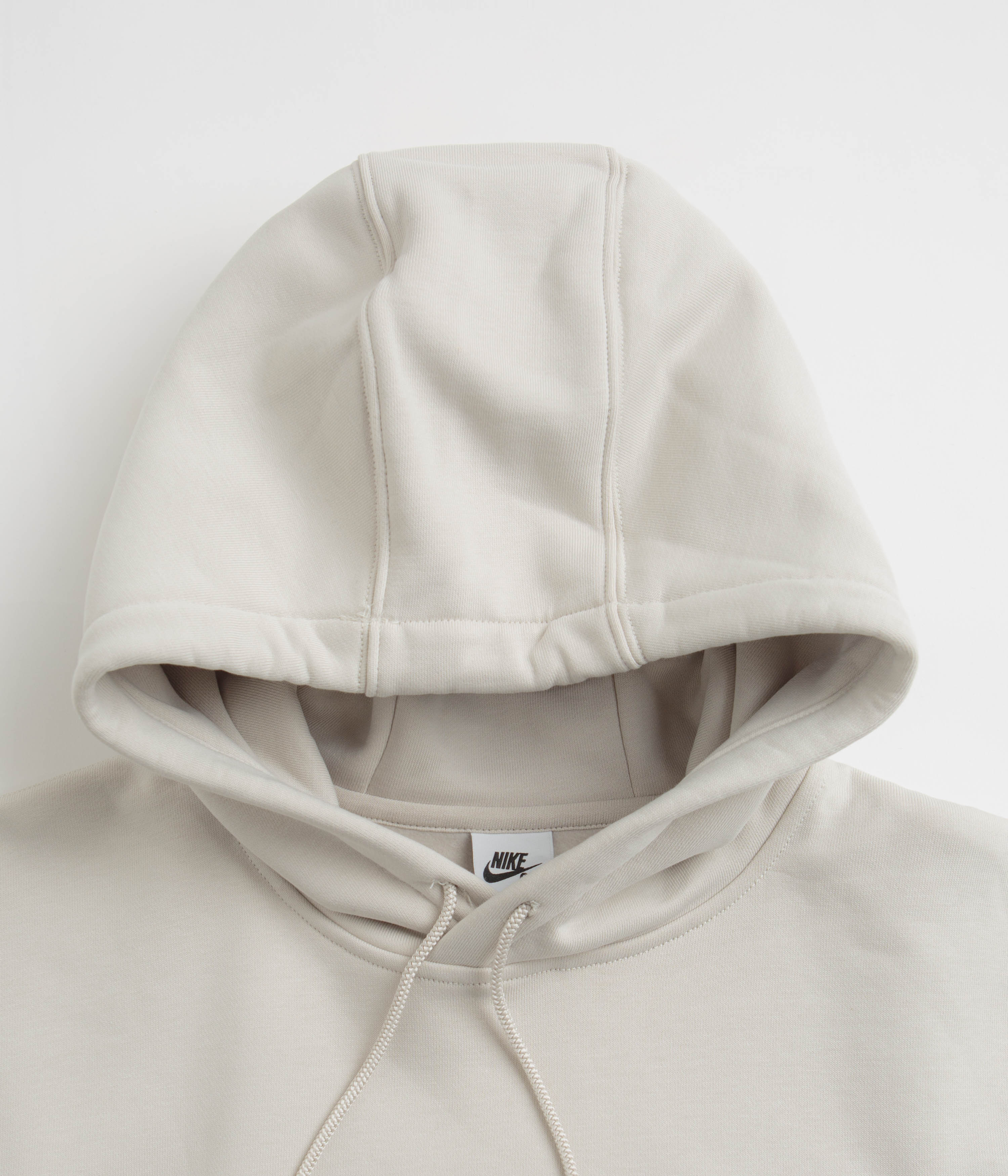 Nike SB Veikos Hoodie - Light Bone / Midnight Navy - Image 2
