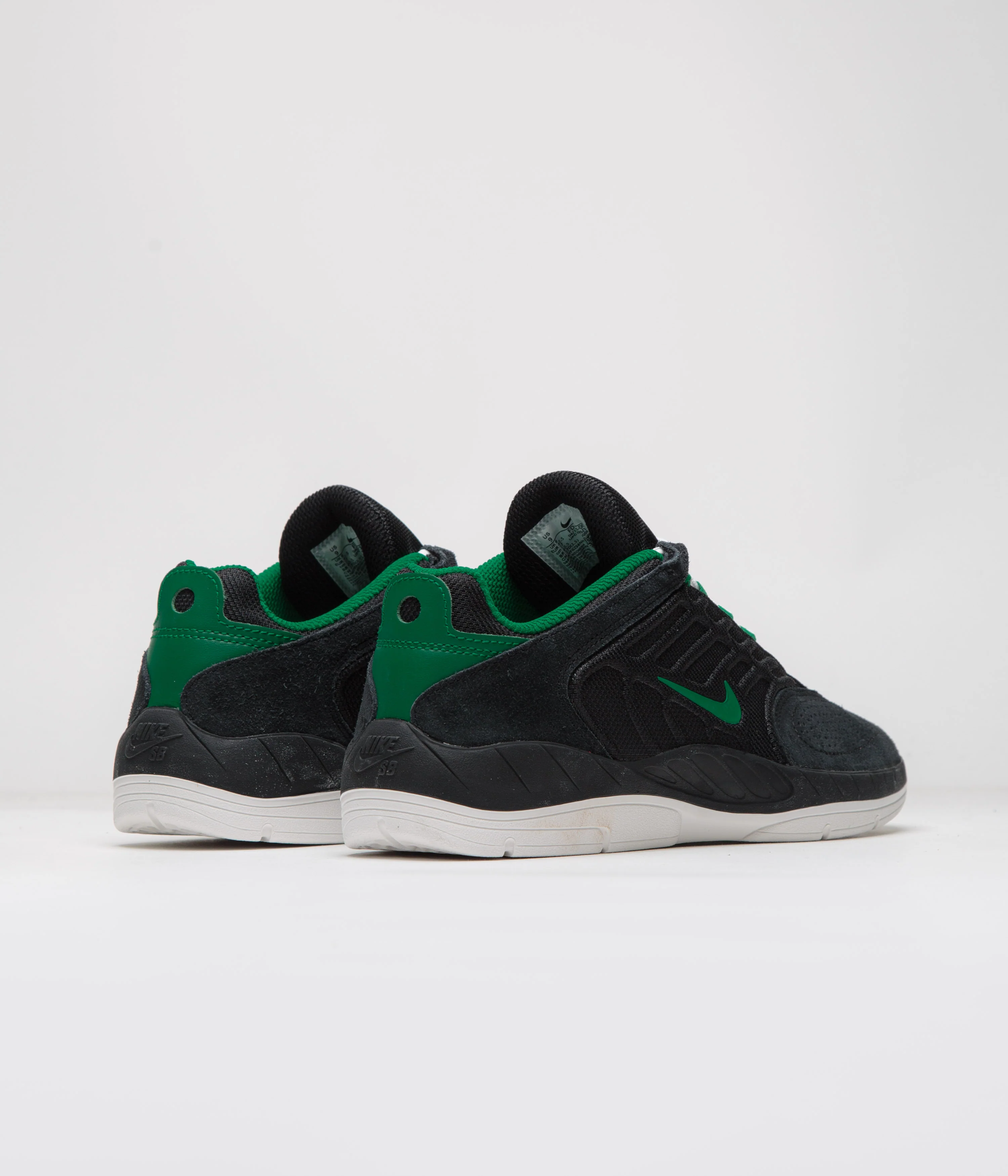 Nike SB Vertebrae Shoes - Black / Malachite - Black - Summit White - Image 4