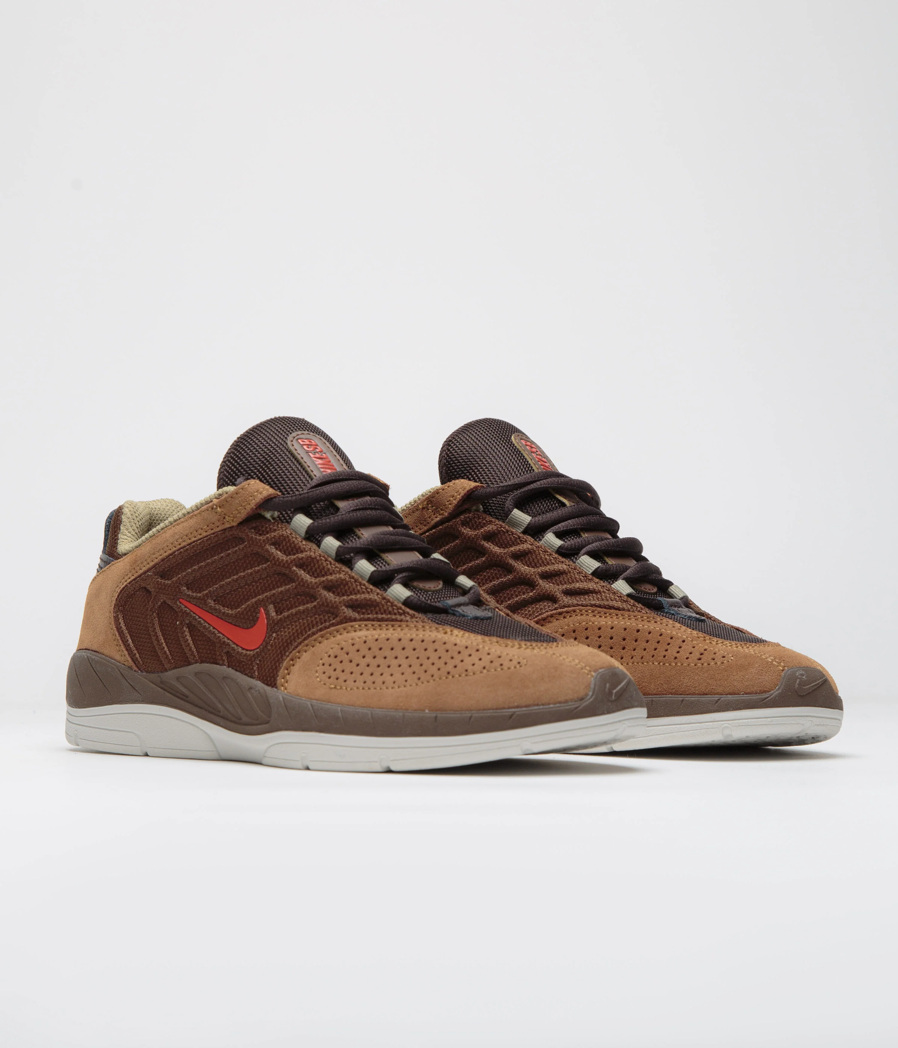 Nike SB Vertebrae Shoes - Cacao Wow / Dragon Red - Light British Tan - Image 2