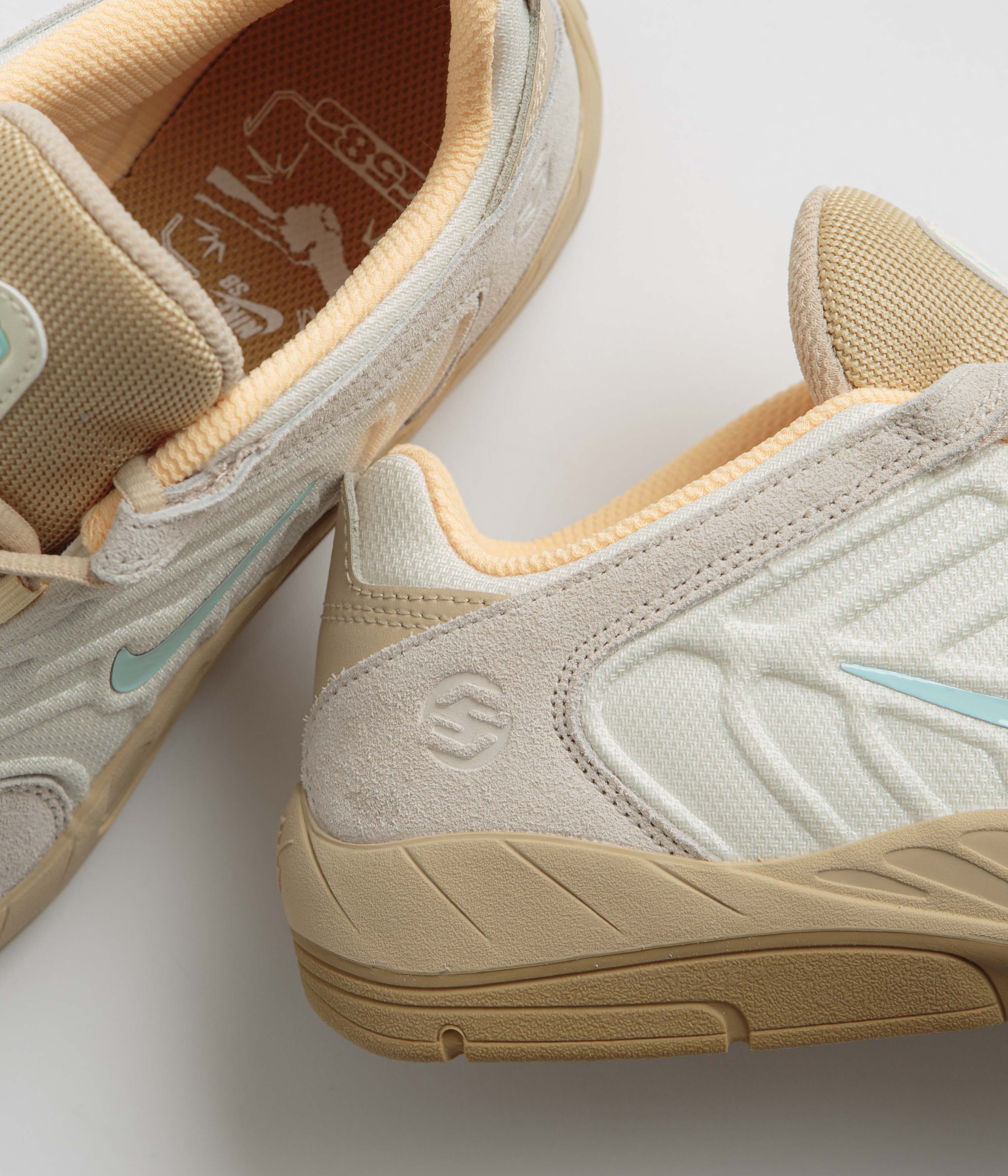 Nike SB Vertebrae TE Shoes - Coconut Milk / Jade Ice - Sesame - Gold - Image 4