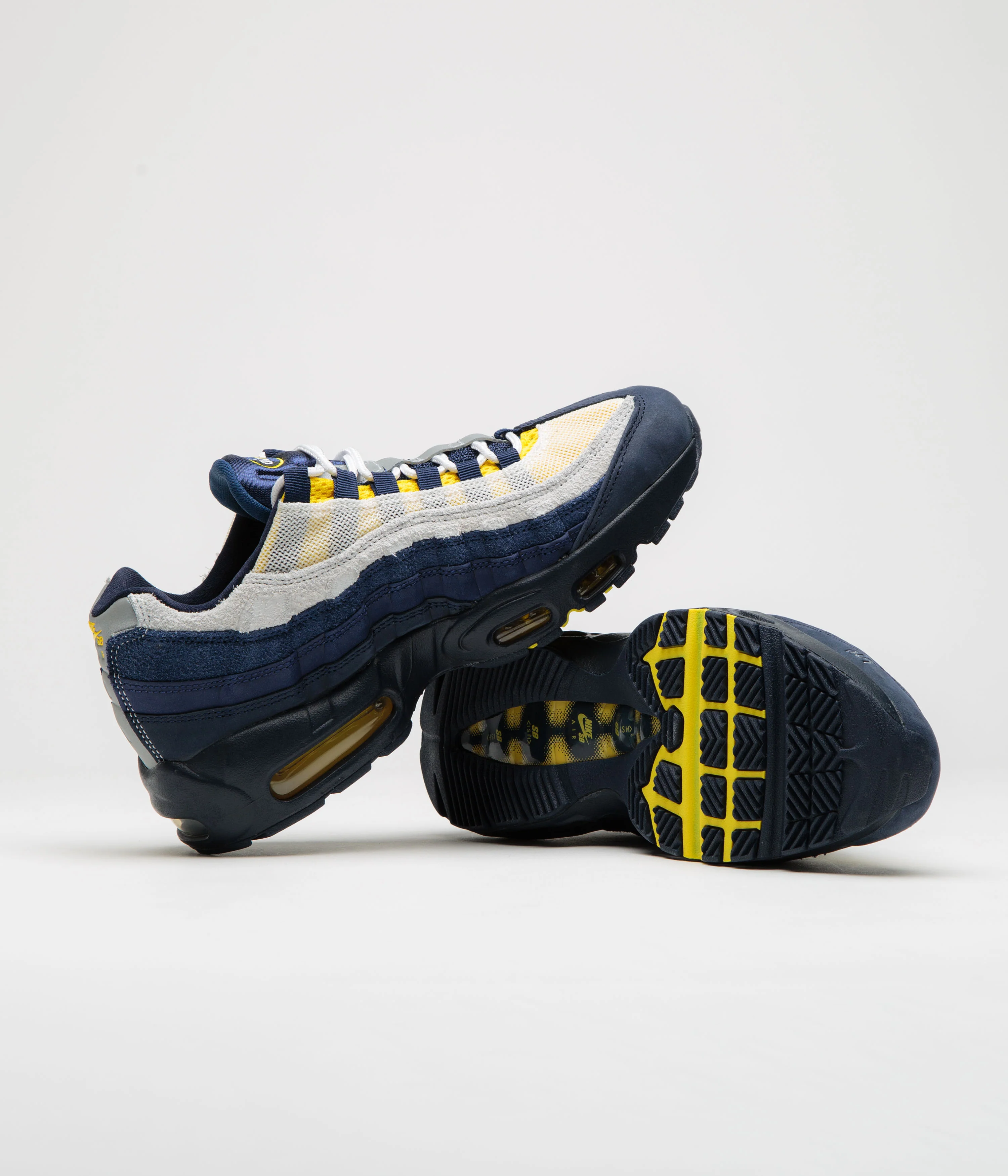 Nike SB x Eric Koston Air Max 95 Shoes - Obsidian / Speed Yellow - Midnight Navy - Navy - Image 5