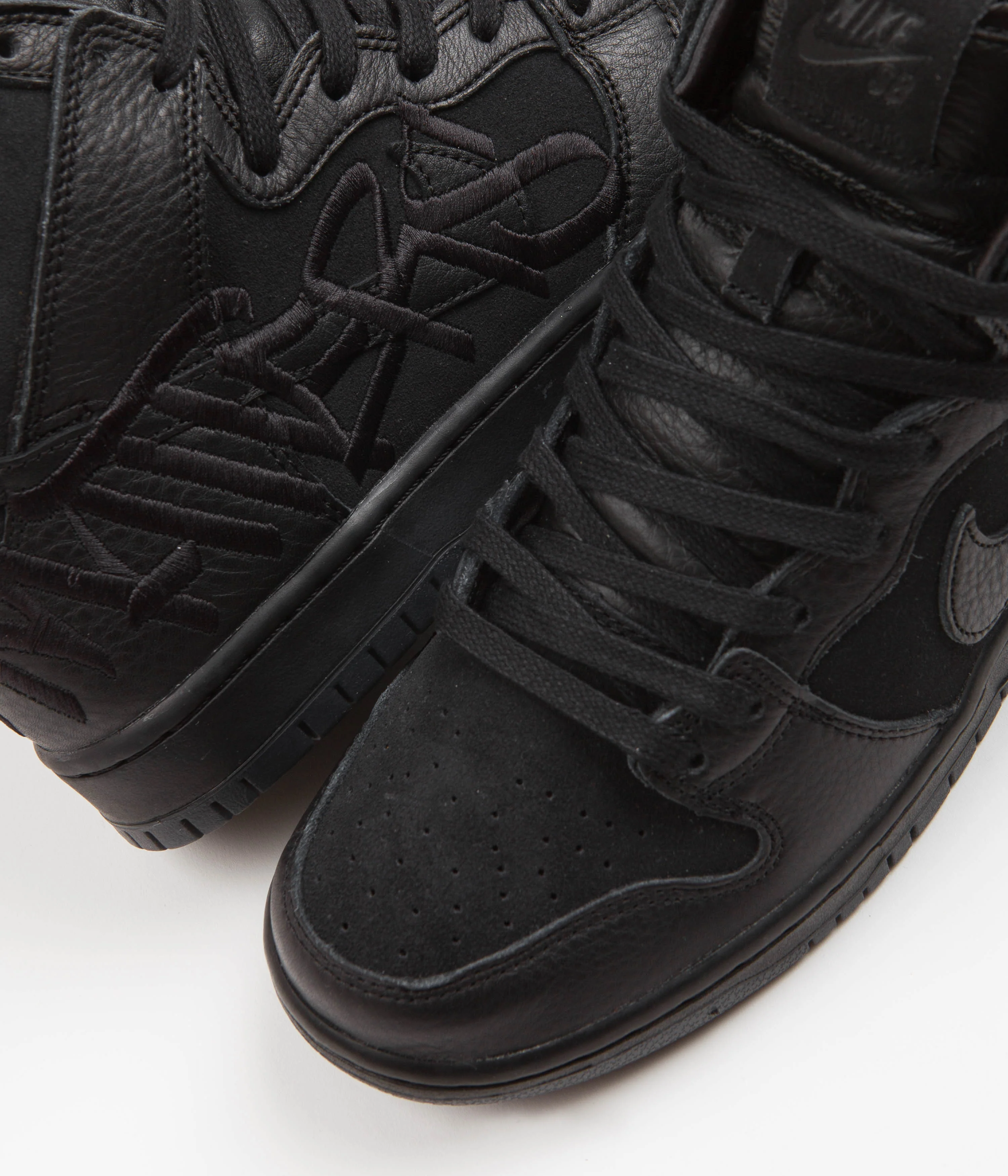 Nike SB x FAUST Dunk High Pro Shoes - Black / Black - Metallic Gold - Image 3