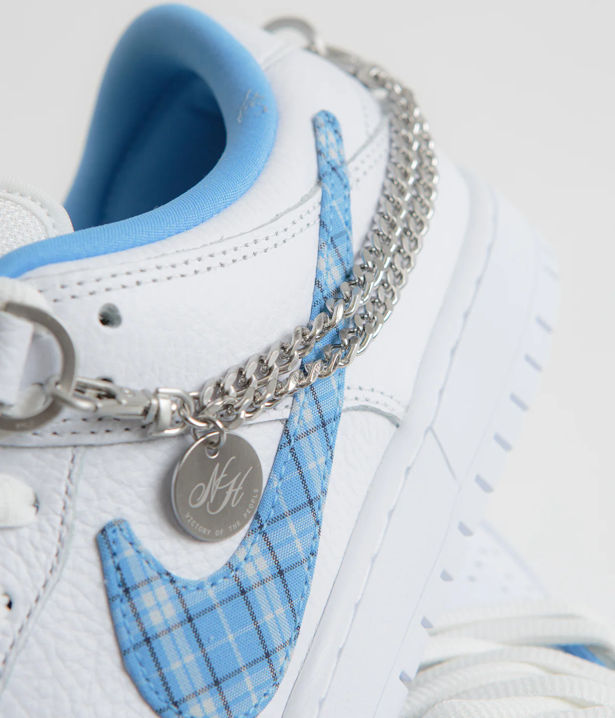 Nike SB x Nicole Hause Dunk Low Shoes - White / University Blue / White / Midnight Navy / Pure Platinum - Image 9