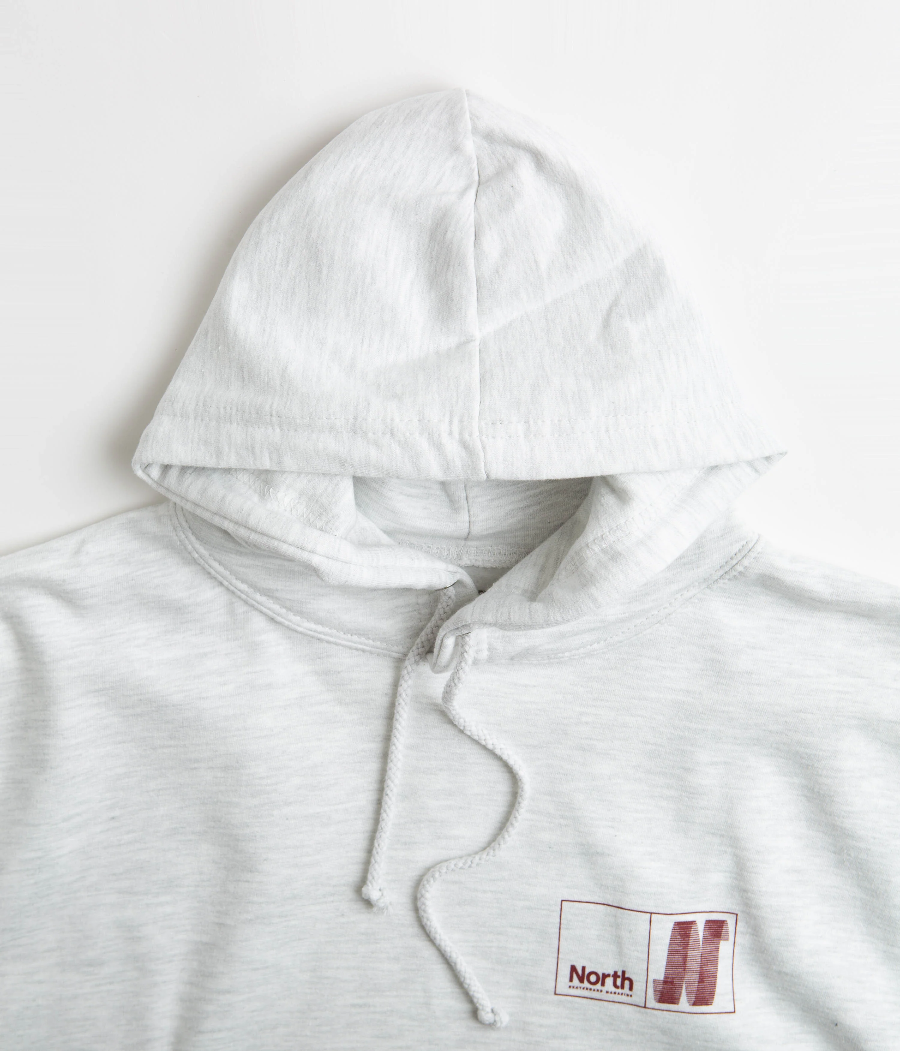 North N Logo Hoodie - Ash / Crimson - Image 6