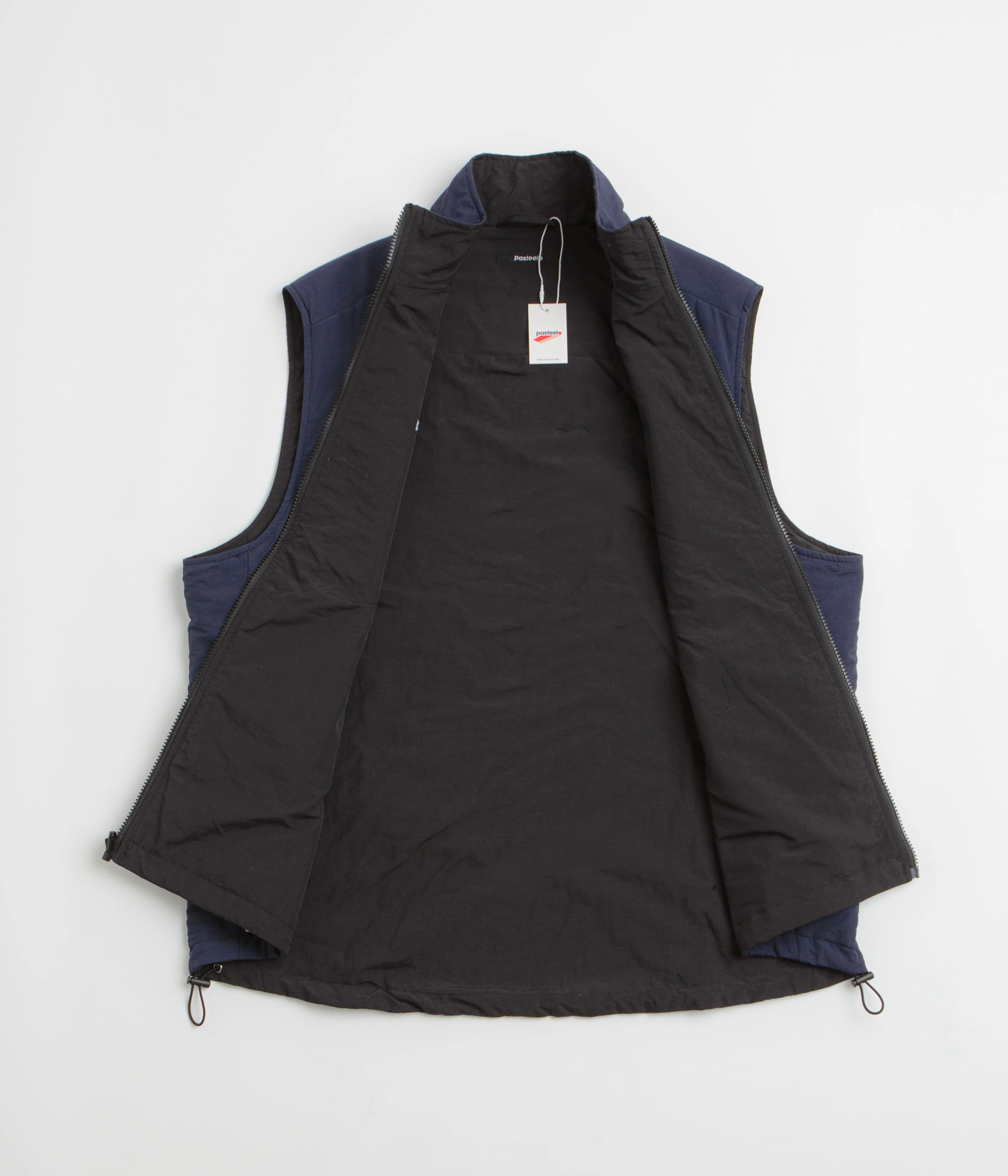 Pasteelo Reversible Vest - Navy / Black - Image 3