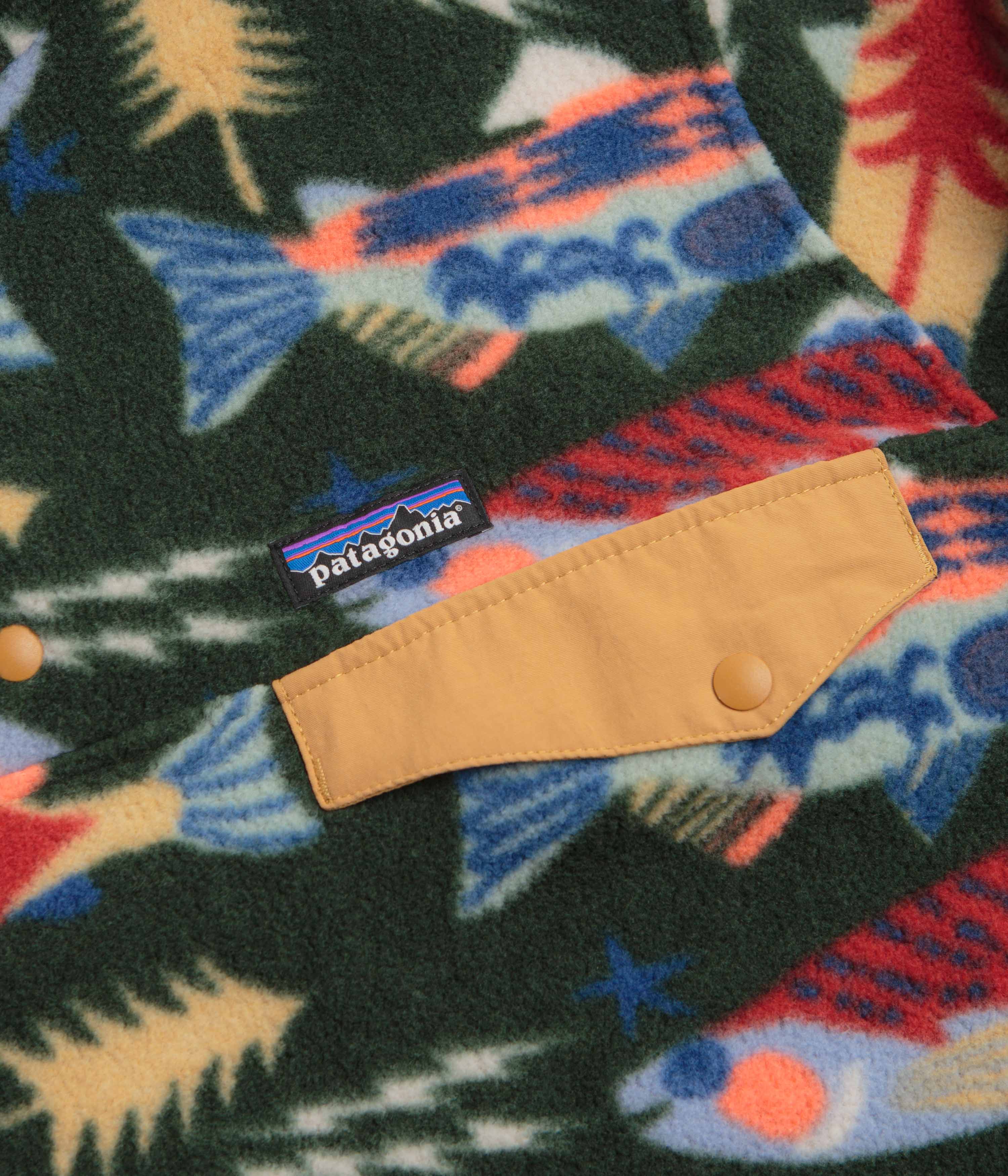 Patagonia Lightweight Synchilla Snap-T Fleece - Salmon Energy: Old Growth Green - Image 5