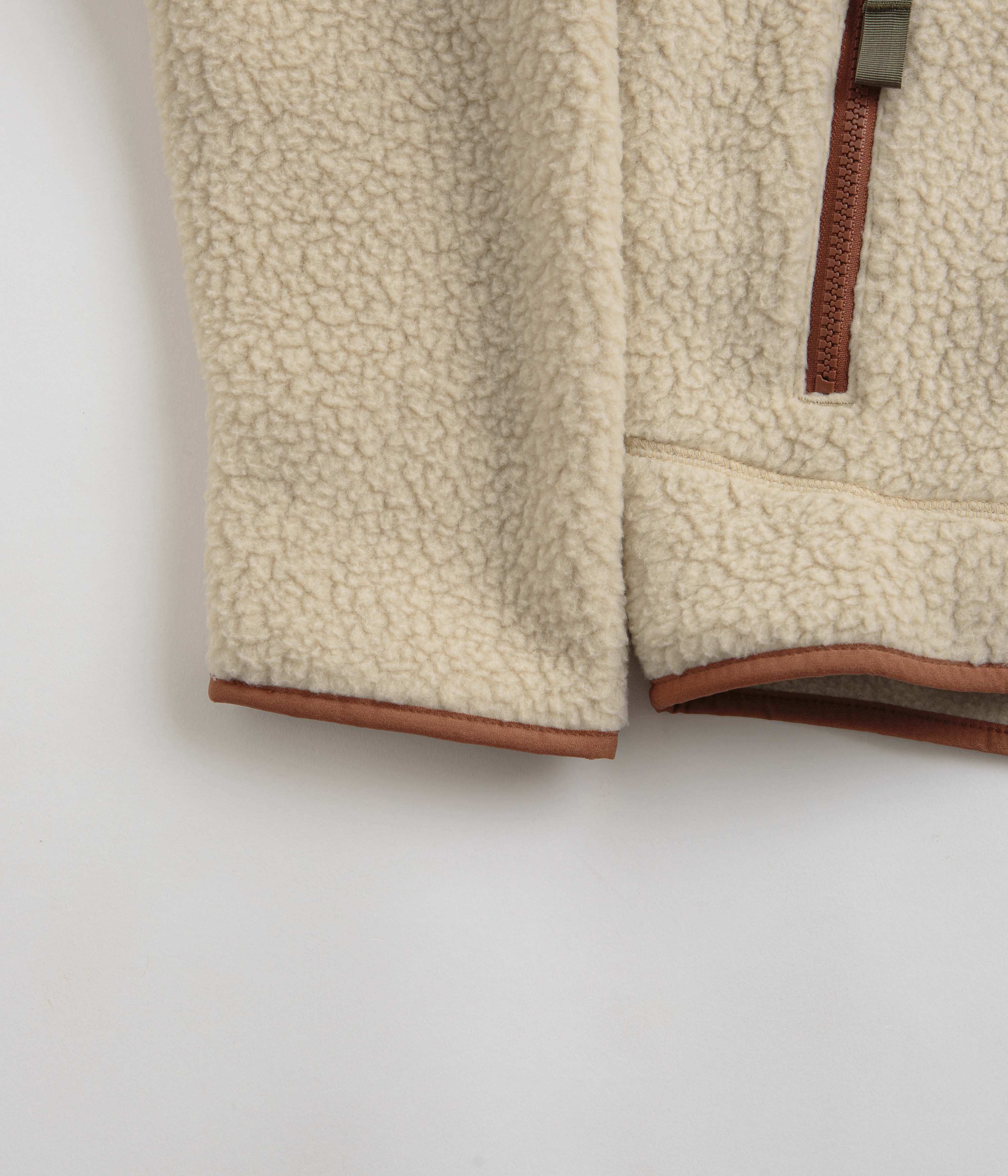 Patagonia Retro Pile Fleece Jacket - El Cap Khaki / Sisu Brown - Image 2