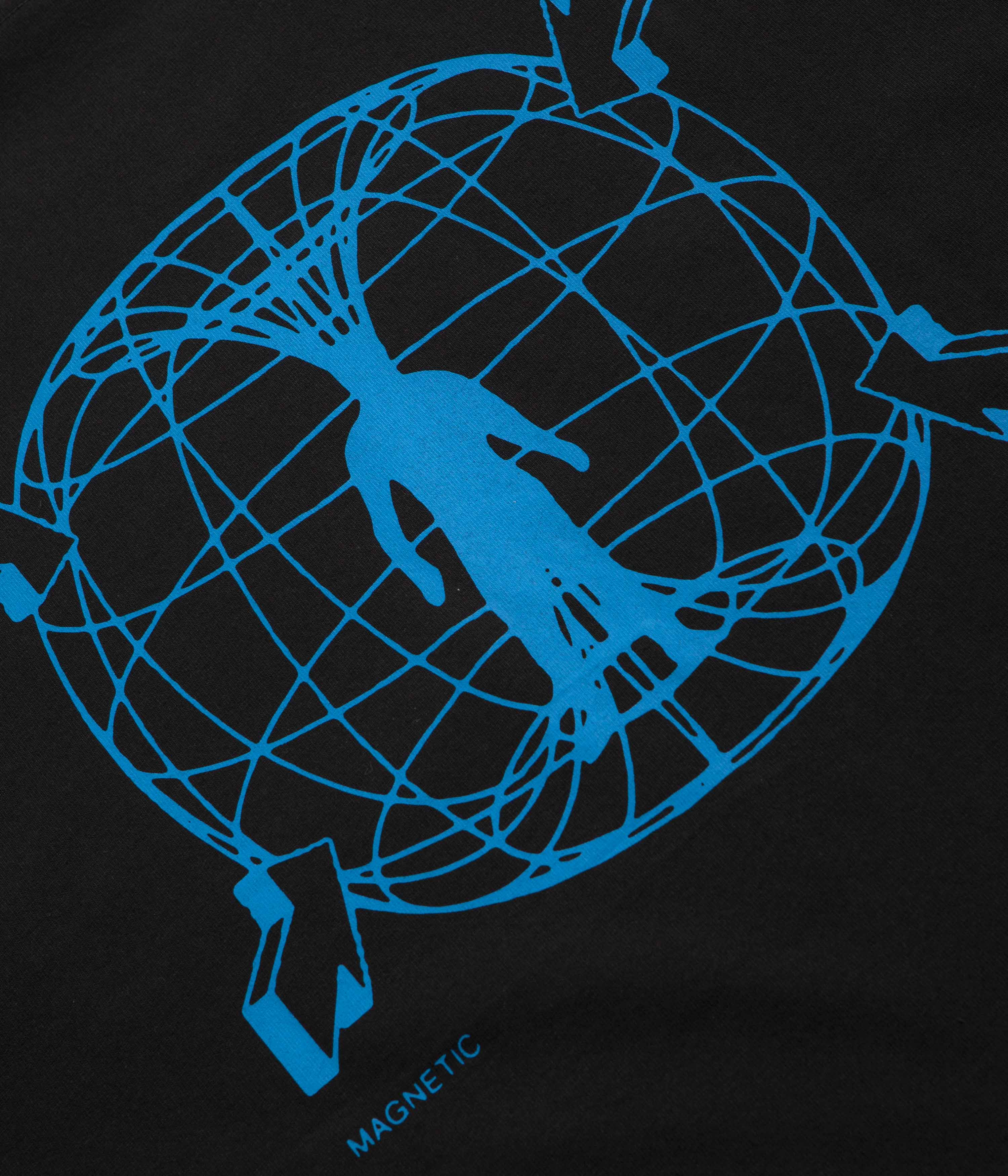Polar Magnet T-Shirt - Black - Image 5