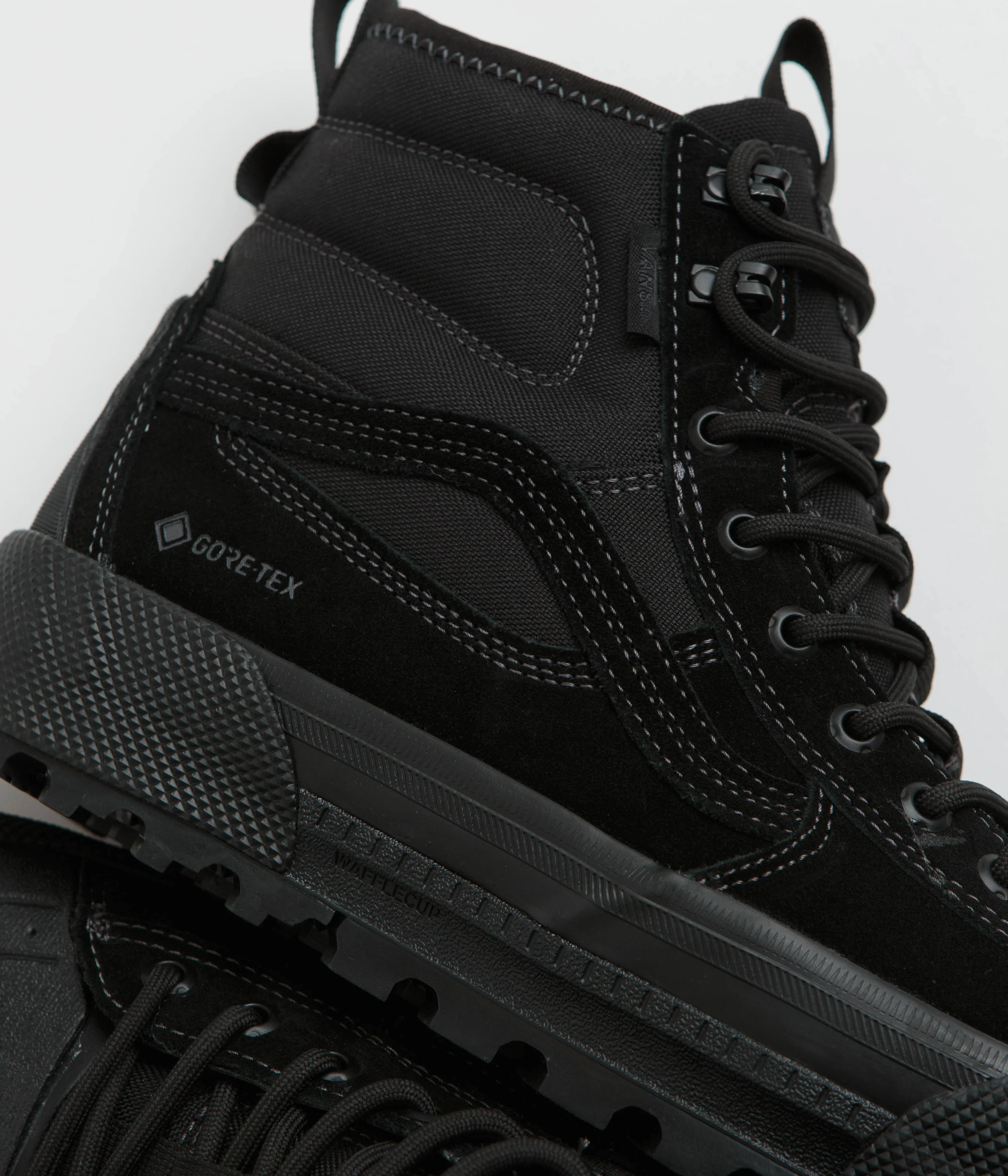 Vans MTE Sk8-Hi Gore-Tex Shoes - Blackout - Image 3