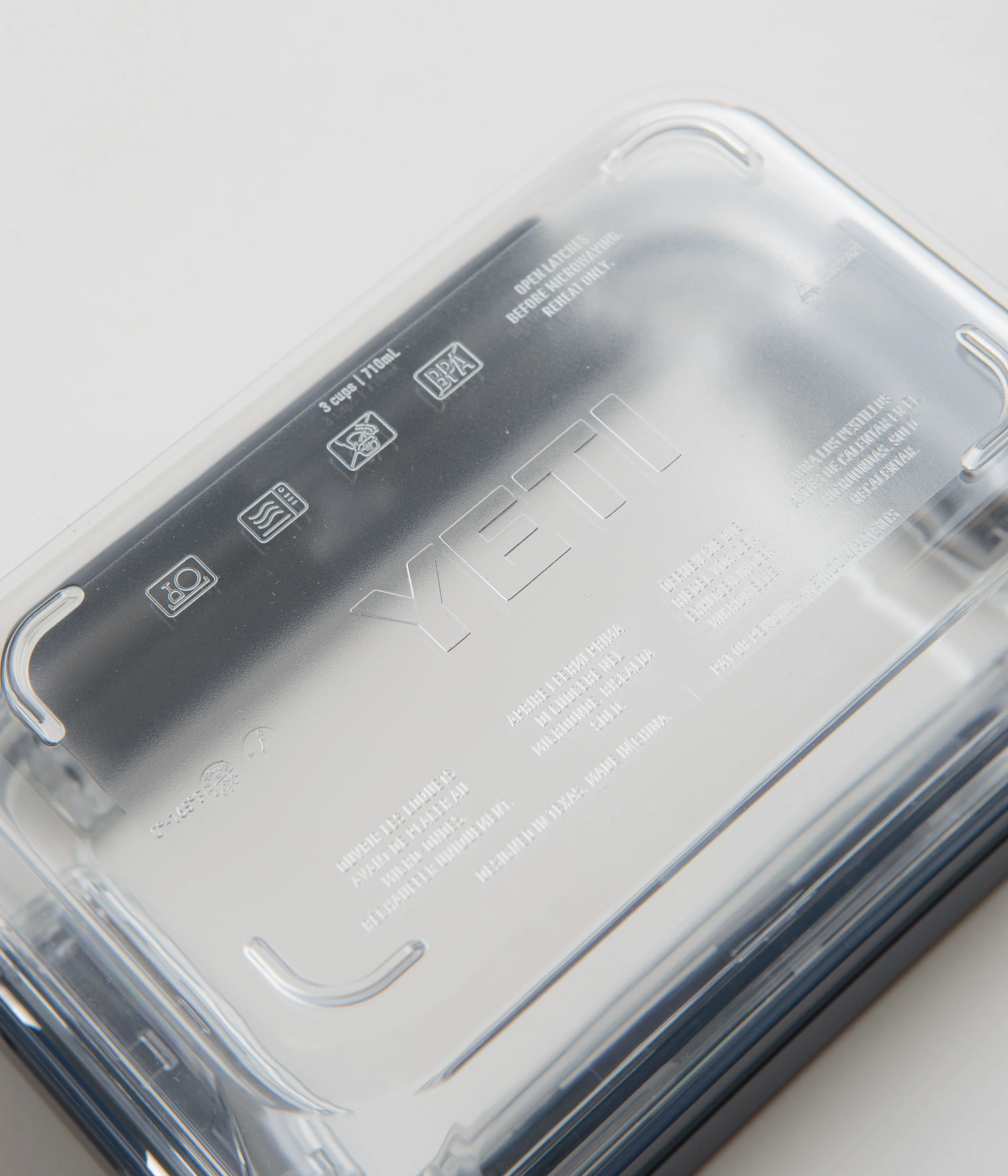 Yeti Medium Food Storage - Navy - Image 6